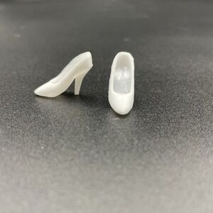 Barbie Doll Shoes Classic White Pumps Spike High Heels Pointy Toe 80s Vintage